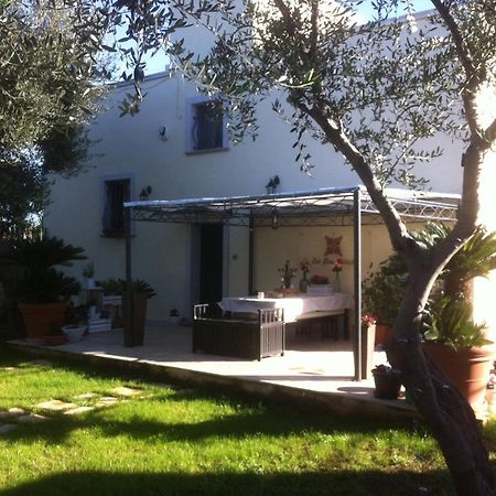 Les Fleurs b&b Bari Extérieur photo